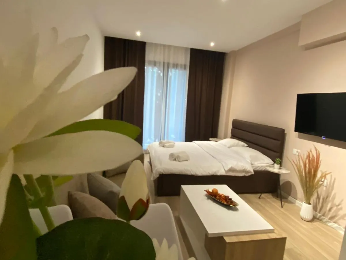 Brand New Apts Located At The City'S Main Square-100 Mbs Wifi Durrës